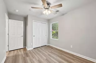 9890 Wing St, Conroe, TX 77385 - Photo 33