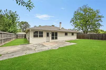 5522 Bridgegate Drive, Spring, TX 77373 - Photo 9