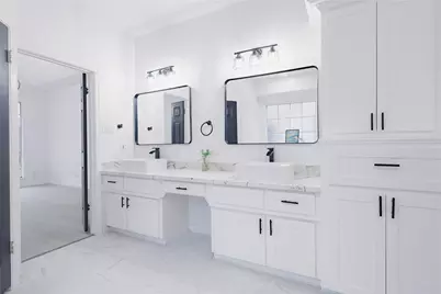 17527 Sandy Cliffs Drive, Houston, TX 77090 - Photo 19