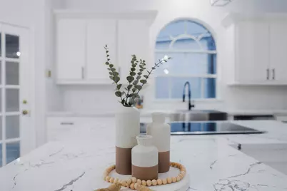 17527 Sandy Cliffs Drive, Houston, TX 77090 - Photo 13