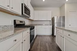 15802 Berry Hl Dr, Conroe, TX 77303 - Photo 5