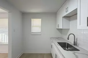 201 Lowery Dr, Port Lavaca, TX 77979 - Photo 5