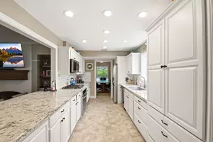 3002 Beluche Dr, Galveston, TX 77551 - Photo 11