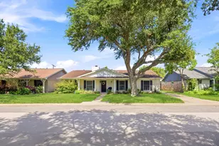 3002 Beluche Dr, Galveston, TX 77551 - Photo 1