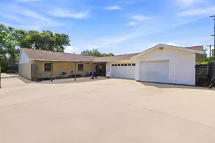 3002 Beluche Dr, Galveston, TX 77551 - Photo 27