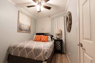 6102 Seawall Blvd, Galveston, TX 77551 - Photo 9