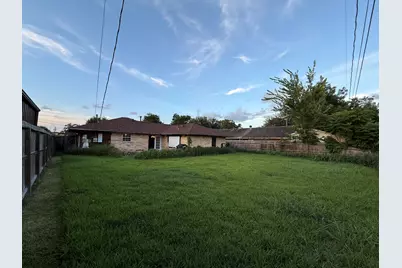 2210 Marlen Avenue, Pasadena, TX 77502 - Photo 23