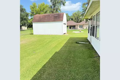 1410 S Dance Drive, West Columbia, TX 77486 - Photo 9