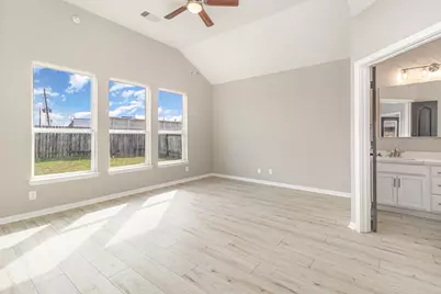 9915 Sterling Village Drive, Rosharon, TX 77583 - Photo 19