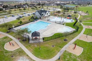 9915 Sterling Village Dr, Rosharon, TX 77583 - Photo 47