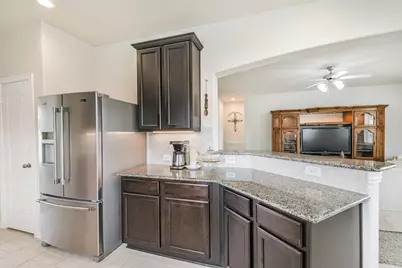 341 Gallant Fox Way, New Caney, TX 77357 - Photo 37