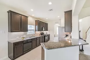 341 Gallant Fox Wy, New Caney, TX 77357 - Photo 5