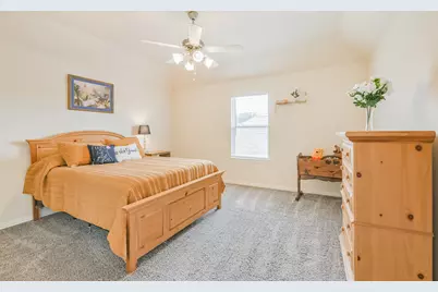 341 Gallant Fox Way, New Caney, TX 77357 - Photo 17
