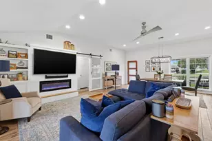 6726 Cindy Ln, Houston, TX 77008 - Photo 5