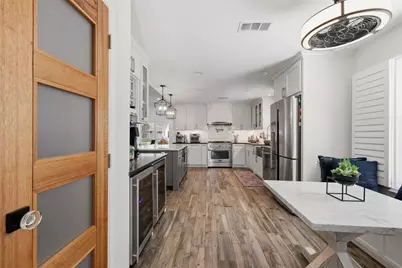 6726 Cindy Lane, Houston, TX 77008 - Photo 15