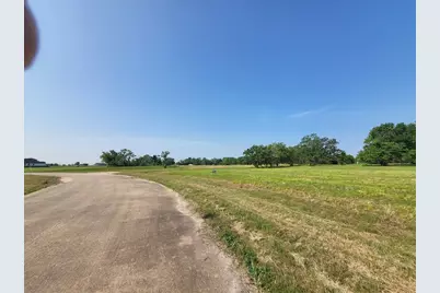 75 Conestoga Trl, Angleton, TX 77515 - Photo 5