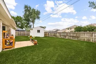 2306 Townhall Ln, Katy, TX 77449 - Photo 7