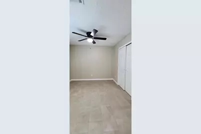 128 Lasso Street, Angleton, TX 77515 - Photo 25