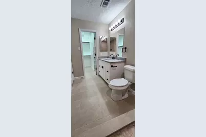 128 Lasso Street, Angleton, TX 77515 - Photo 19