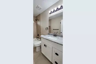 128 Lasso Street, Angleton, TX 77515 - Photo 23