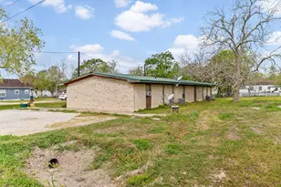 502 E Heard, Ganado, TX 77962 - Photo 3
