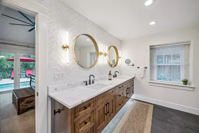 10 Starviolet Street, The Woodlands, TX 77380 - Photo 15