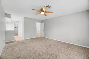 11906 N Fairhollow Ln, Houston, TX 77043 - Photo 11