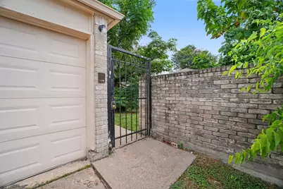 11906 N Fairhollow Lane, Houston, TX 77043 - Photo 19