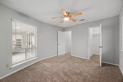 11906 N Fairhollow Lane, Houston, TX 77043 - Photo 9