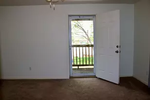 219 W 5th St, Kemah, TX 77565 - Photo 7