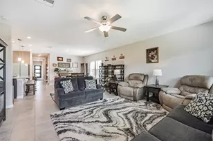 2501 Staplewood Spgs Dr, Pearland, TX 77089 - Photo 17