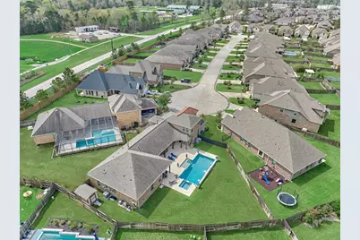 7402 Bethpage Lane, Spring, TX 77389 - Photo 9