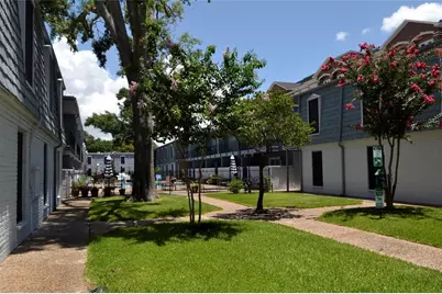 1901 S Voss Road #9, Houston, TX 77057 - Photo 3