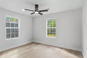 300 Hafer St, Baytown, TX 77520 - Photo 11
