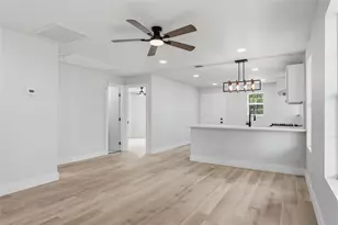 300 Hafer St, Baytown, TX 77520 - Photo 9
