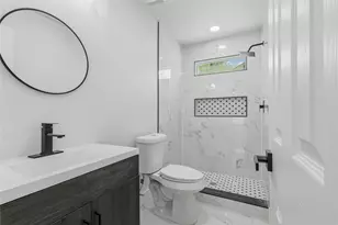 300 Hafer St, Baytown, TX 77520 - Photo 17