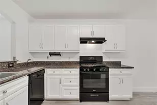 1108 Cottage Grove Cir, Bryan, TX 77801 - Photo 15