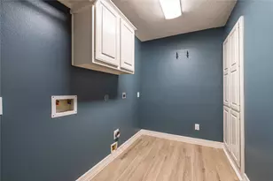 3913 Summer Manor Dr, League City, TX 77573 - Photo 27