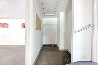 122 Ave E, Shiner, TX 77984 - Photo 11