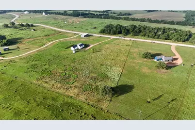 334 Vineyard View Trail, Carmine, TX 78932 - Photo 3