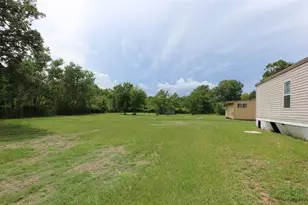 2534 County Rd 676, Dayton, TX 77535 - Photo 13