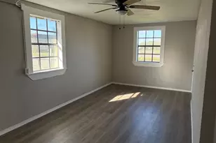 6139 Belcrest St, Houston, TX 77033 - Photo 23