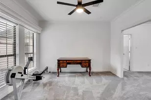 2525 Nantucket Dr, Houston, TX 77057 - Photo 21