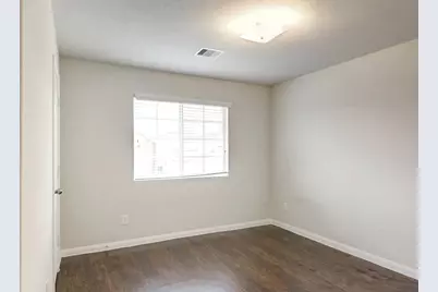 5627 Post Oak Manor Drive, Houston, TX 77085 - Photo 11