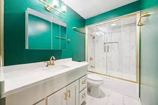 2475 Underwood St, Houston, TX 77030 - Photo 11