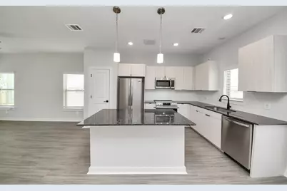 7711 Longmire Road #37, Conroe, TX 77304 - Photo 9