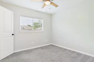 10315 Bushy Creek Dr, Houston, TX 77070 - Photo 15