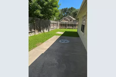 32515 Rosella Lane, Pinehurst, TX 77362 - Photo 11