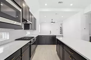 11119 Midland Hawthorn Pl, Cypress, TX 77433 - Photo 5