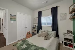 12902 Pecan Shores Dr, Houston, TX 77044 - Photo 29